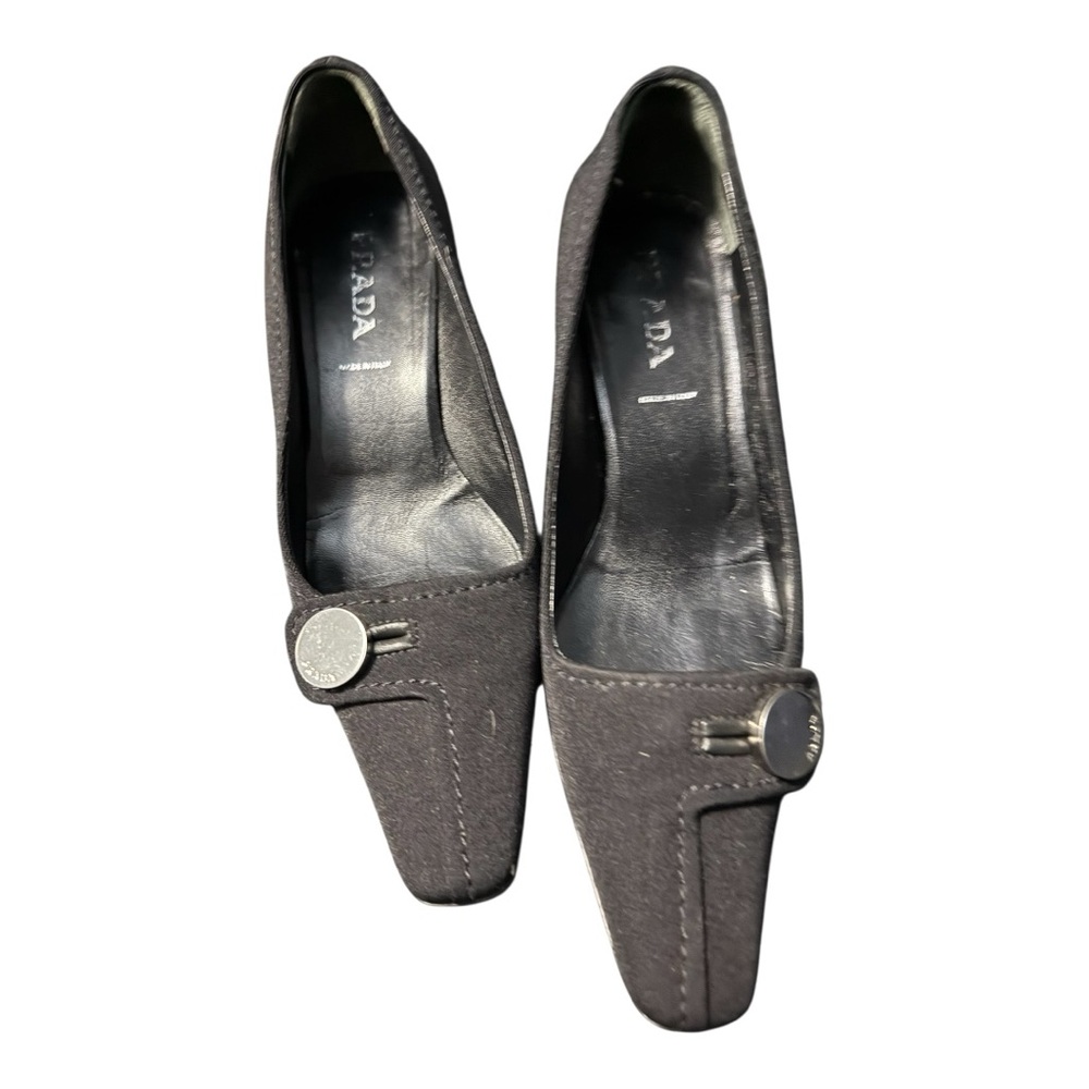 Prada Women's Black Kitten heel Pumps